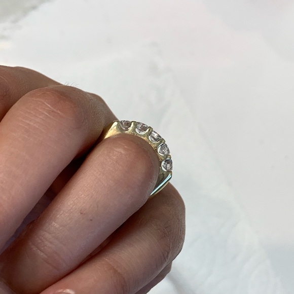 1.5 carat diamond colorless wedding band - Picture 4 of 8